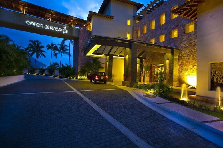 Hotel Garza Blanca Residences