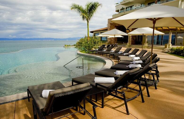 Hotel Garza Blanca Residences