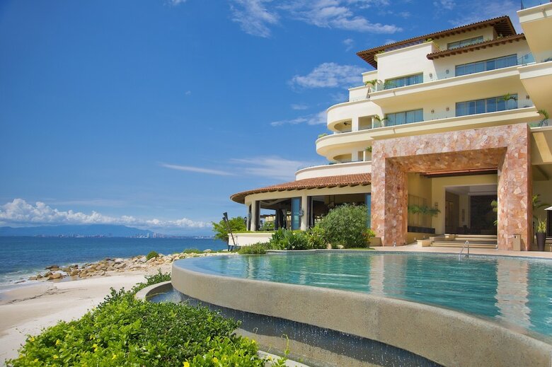 Hotel Garza Blanca Residences