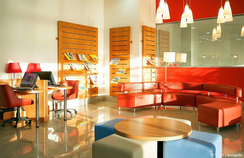 Hotel Ibis Praia De Camburi