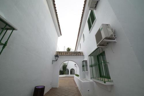 Apartamentos Pueblo El Goleto Aptos.