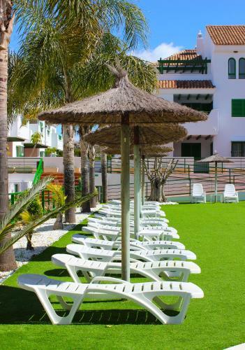 Apartamentos Pueblo El Goleto Aptos.