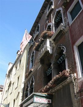 Doni Hotel