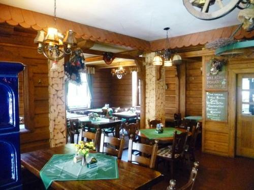 Hostal Penzion U Zast�vky