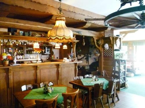 Hostal Penzion U Zast�vky