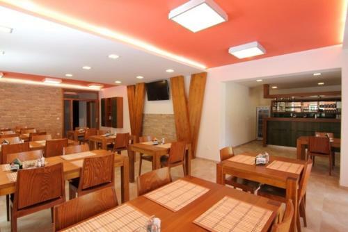 Hostal Pension Troll
