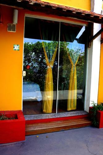 Hostal Altos De Santa Teresa Guest House