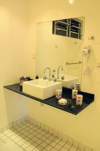 Hostal Altos De Santa Teresa Guest House