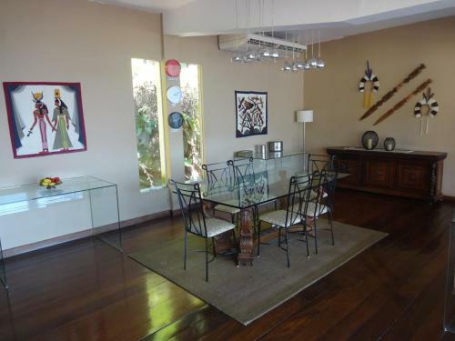 Hostal Altos De Santa Teresa Guest House