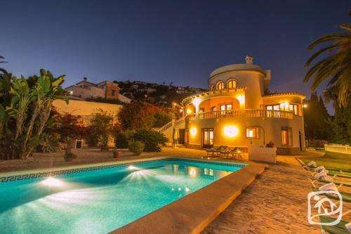 Holiday Villa Calsides