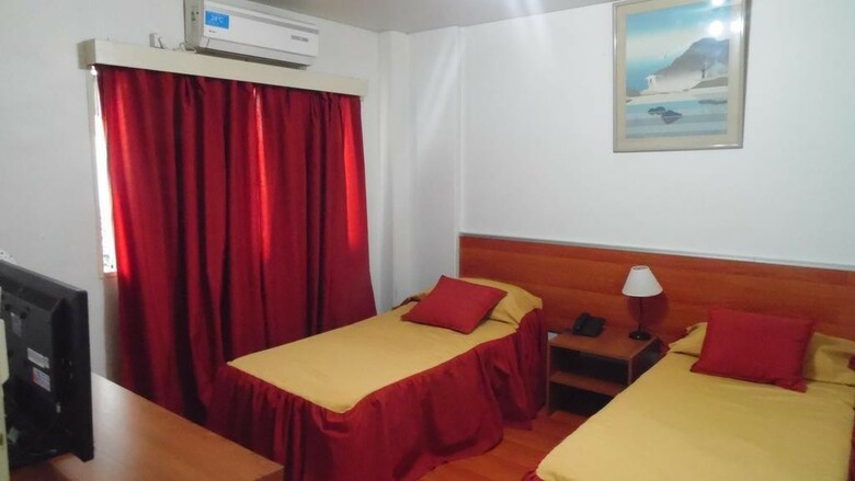 Hotel Adrazi Internacional