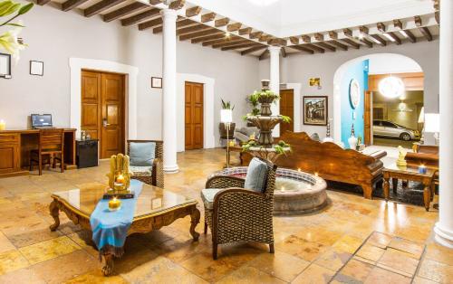 Hotel Dos Patios