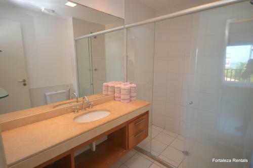 Beach Apartment Living 2208