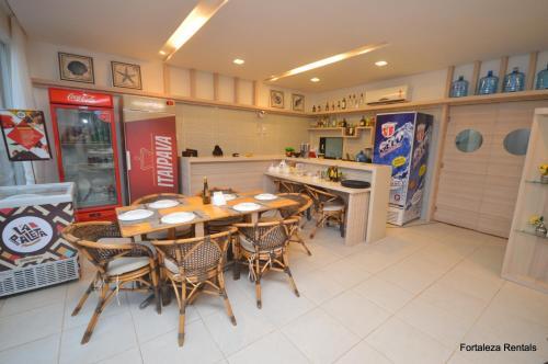 Beach Apartment Living 2208