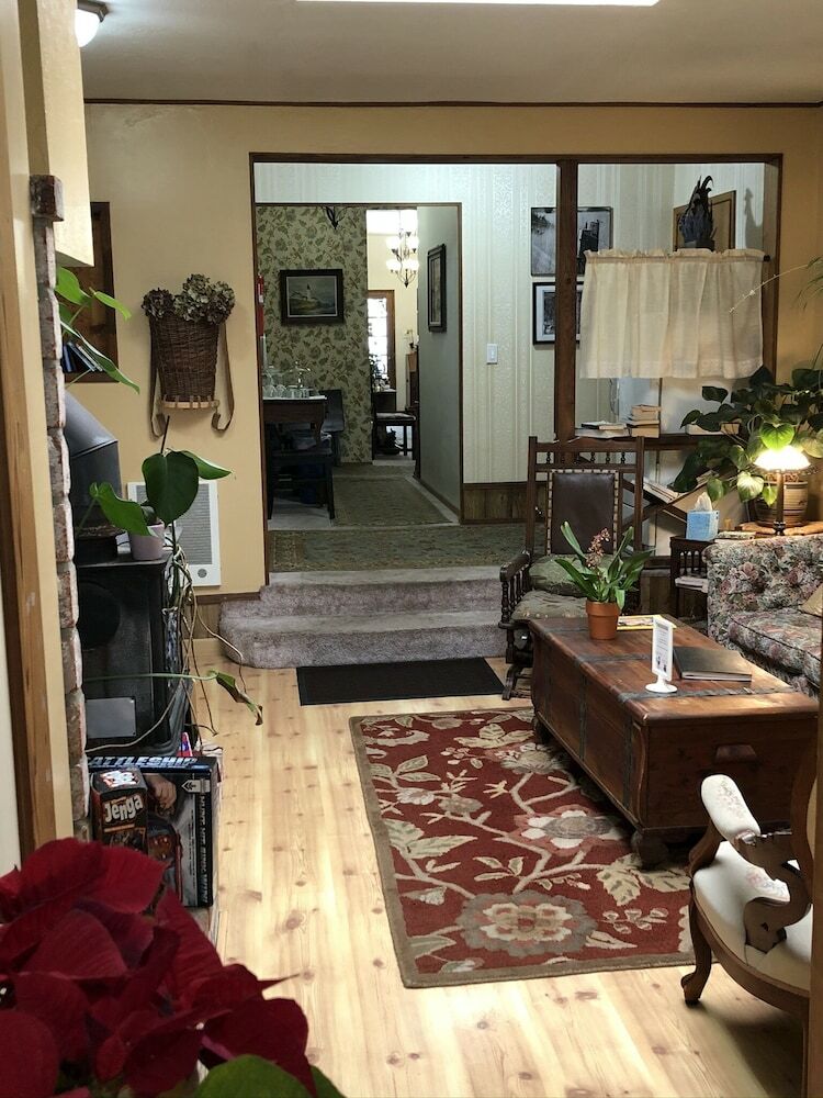 Country Inn Bed And Breakfast