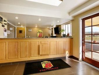 Hotel Super 8 Fortuna