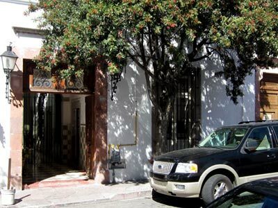 Hotel Meson De Isabel