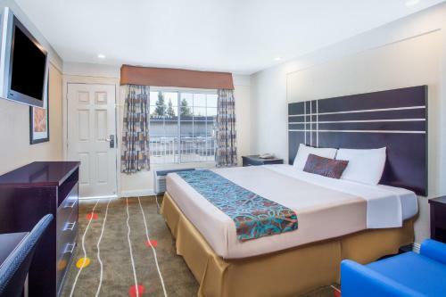 Motel Travelodge Highway 41
