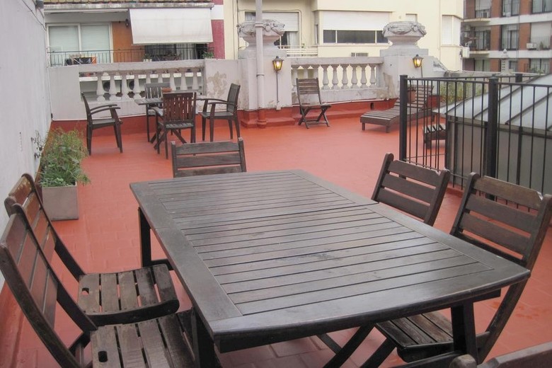 Hostal Voyage Recoleta Hostel