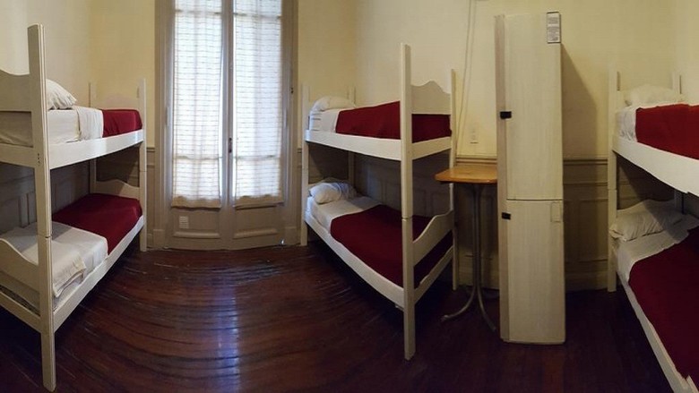Hostal Voyage Recoleta Hostel