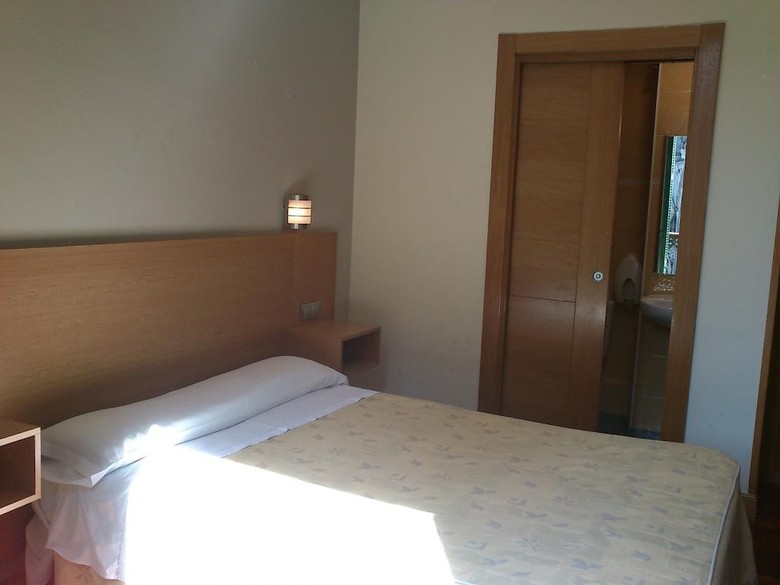Hostal Pension Roquefer