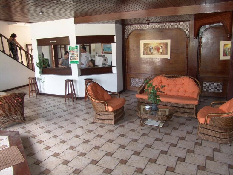 La Alhambra Aparthotel