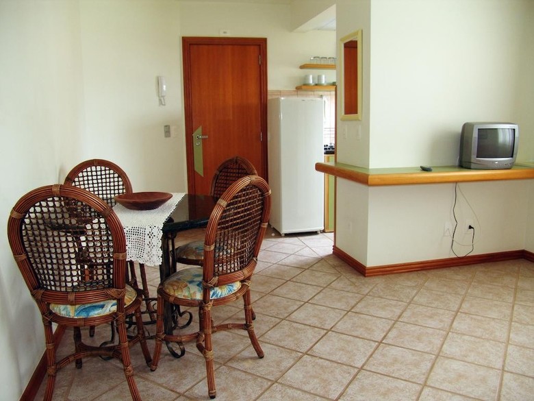 Apart Hotel Abaet�
