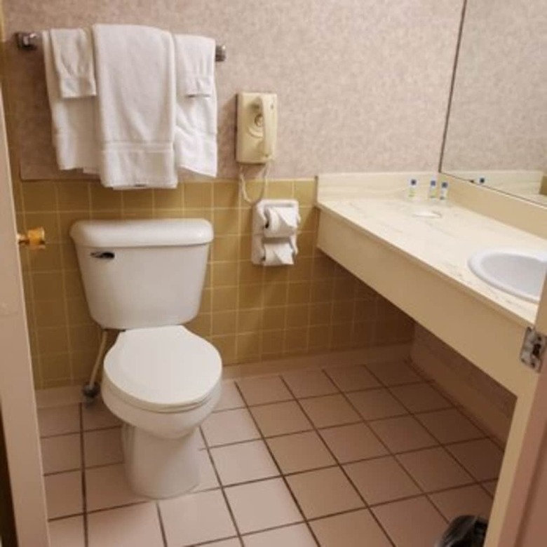 Hotel Piccadilly Inn Airport