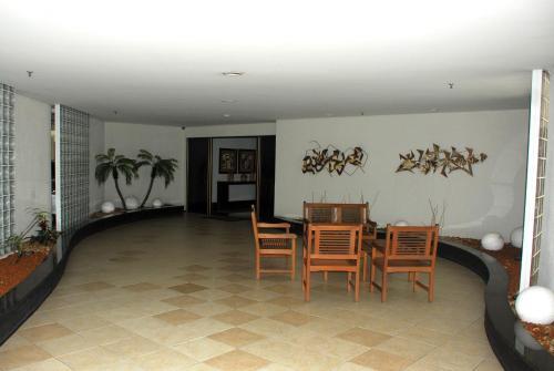 Leme Apartments