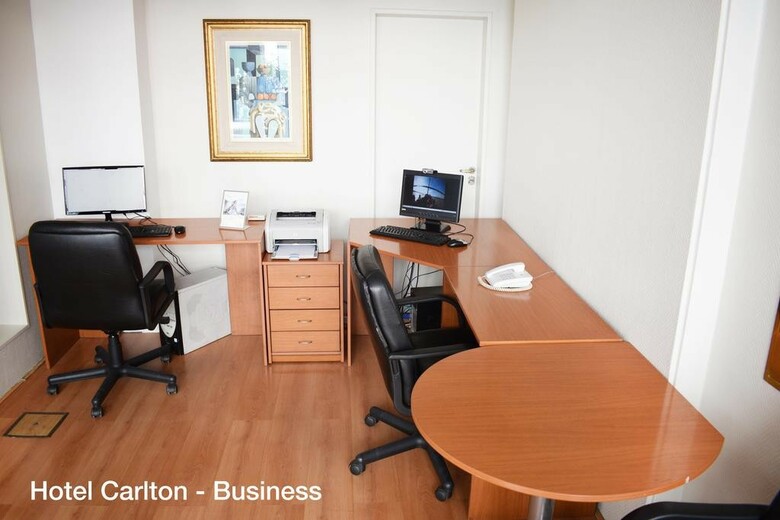 Hotel Solans Carlton