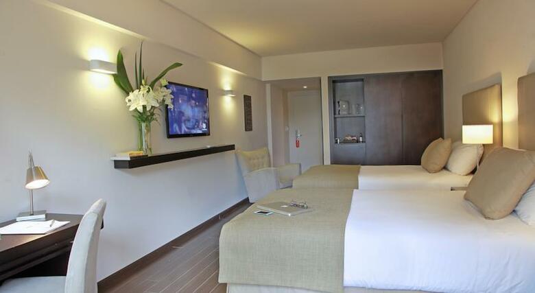 Hotel Dazzler Palermo