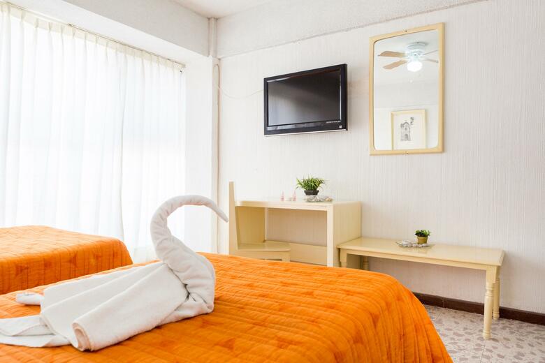 Hotel Mar�a Teresa