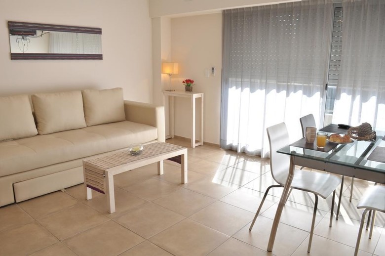 Cimma Suites Apart Hotel