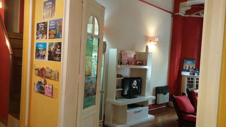 1385 Hostel