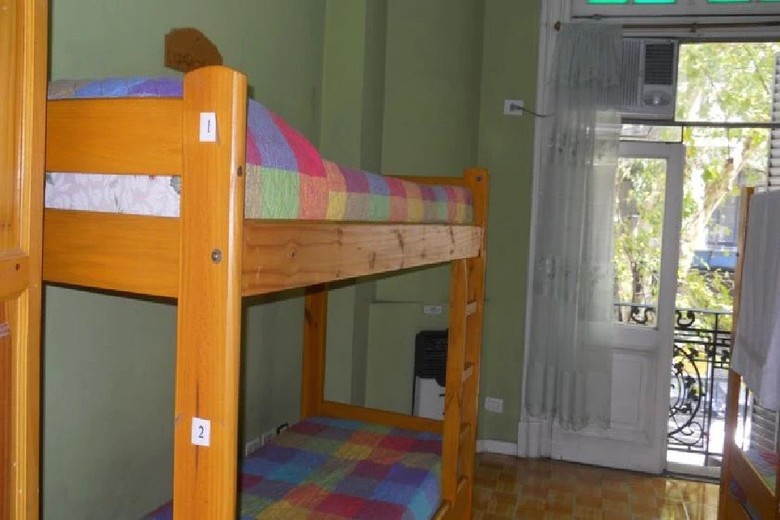 1385 Hostel