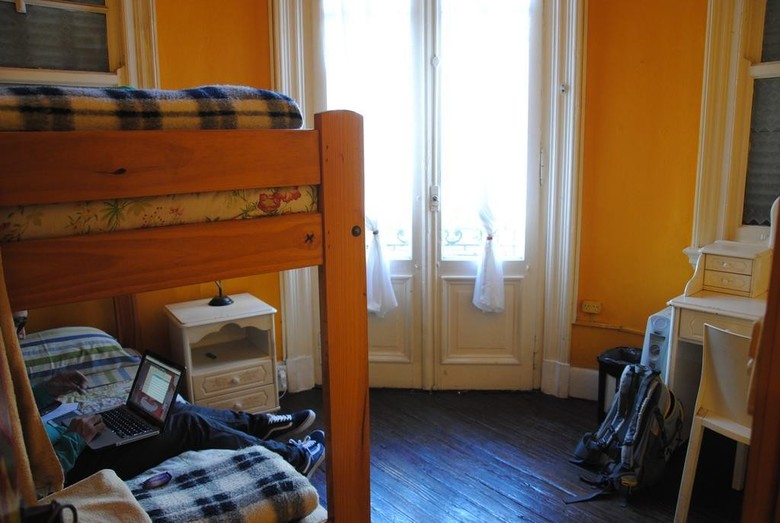 1385 Hostel
