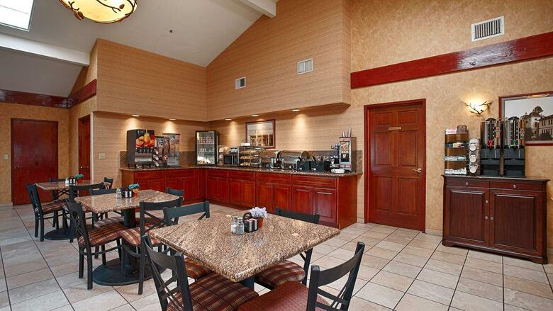 Hotel Best Western Plus Forest Park Inn
