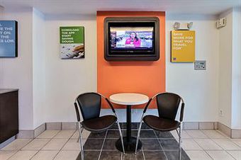 Motel 6 Gilroy