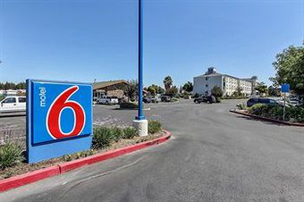 Motel 6 Gilroy