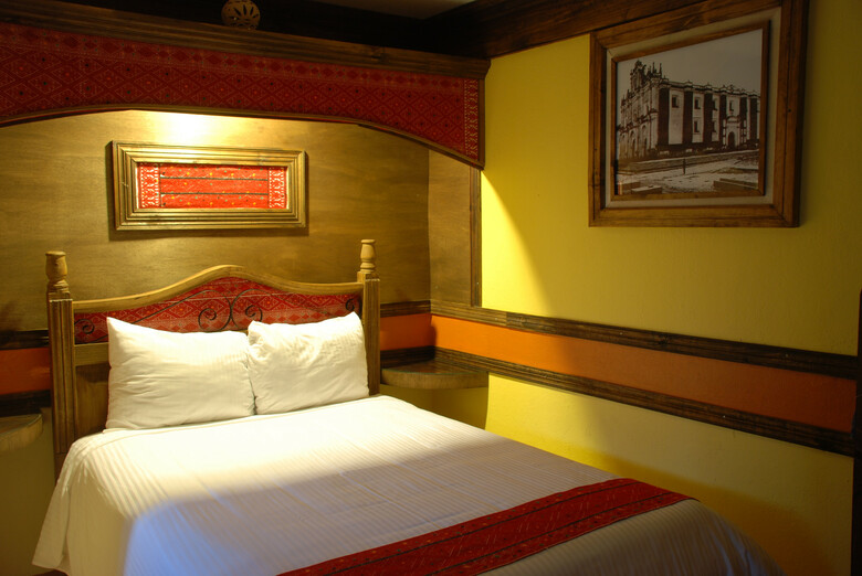 Nuestras Ra�ces Hotel - Museo - Restaurante