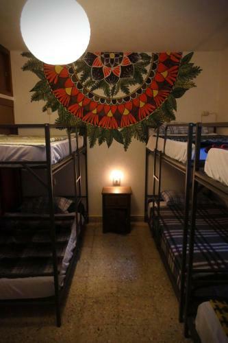 13 Cielos Hostel