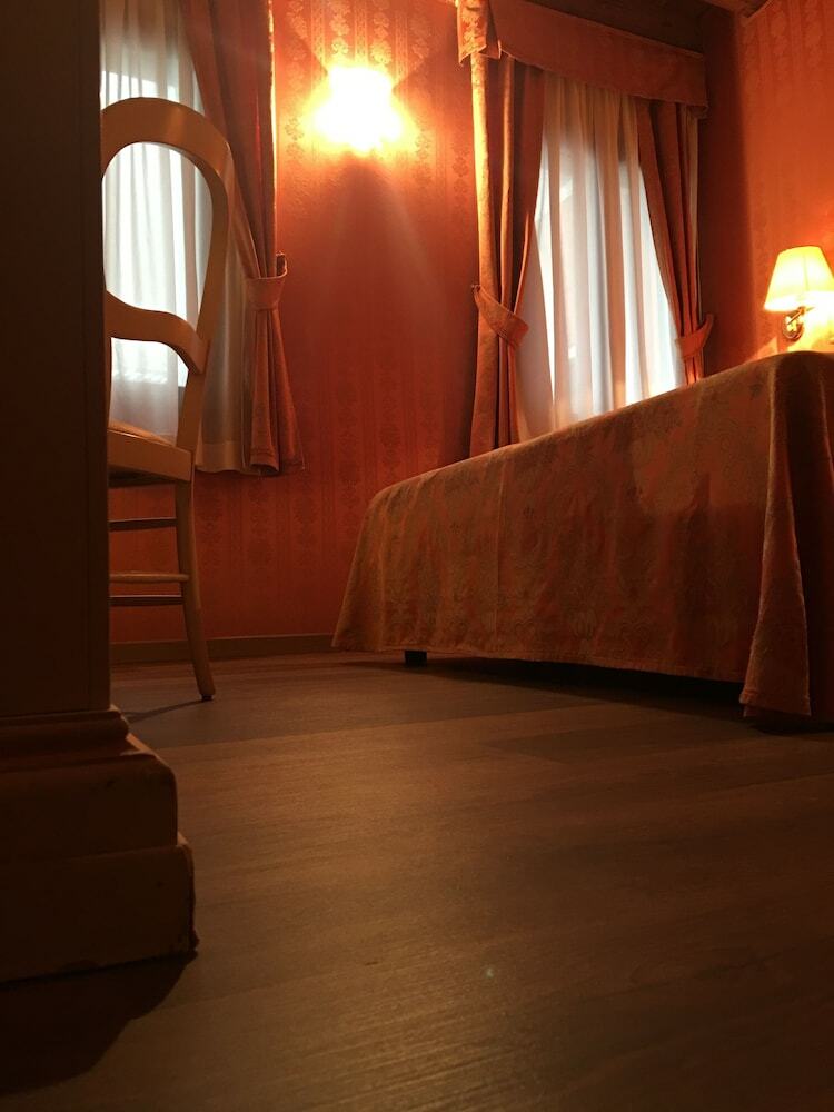 Hotel Lanterna Di Marco Polo