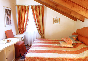 Bed & Breakfast Residenza Ai Giardini
