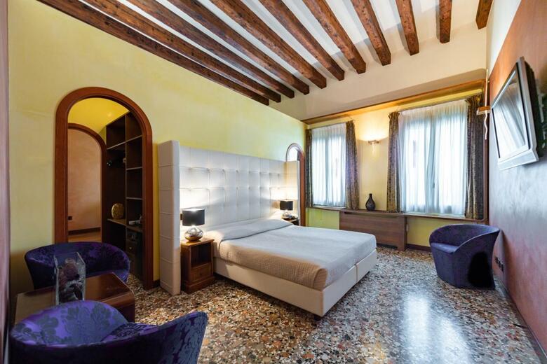 Bed & Breakfast Abbazia De Luxe