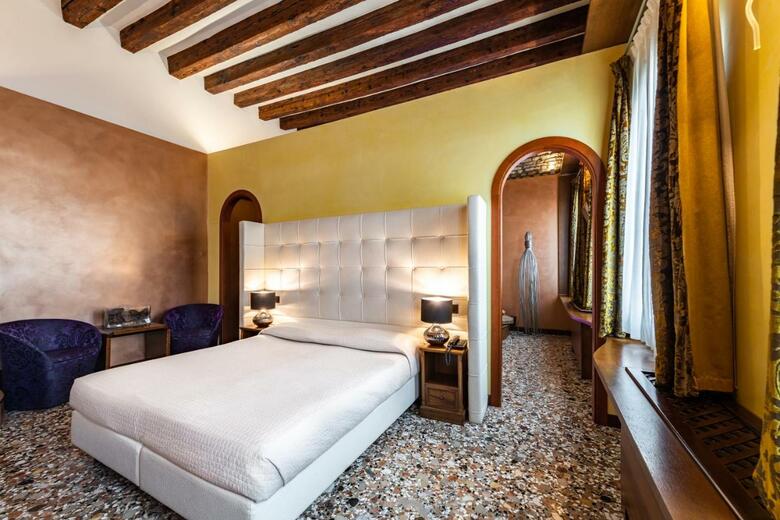 Bed & Breakfast Abbazia De Luxe