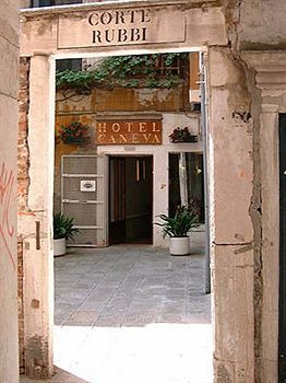 Hotel Caneva
