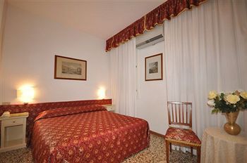 Hotel Locanda Casa Petrarca