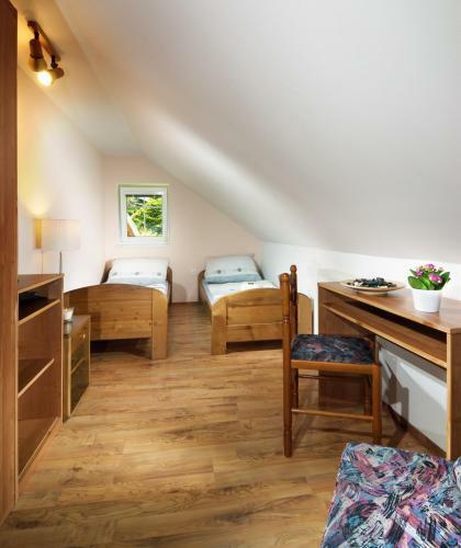 Hostal Pension Luky