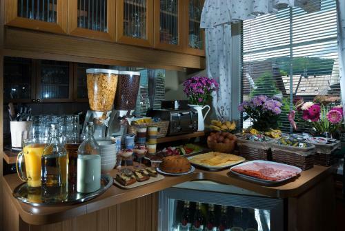 Hostal Pension Luky