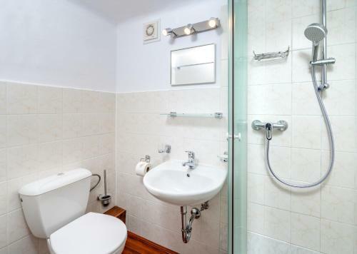 Hostal U Kom�rk?